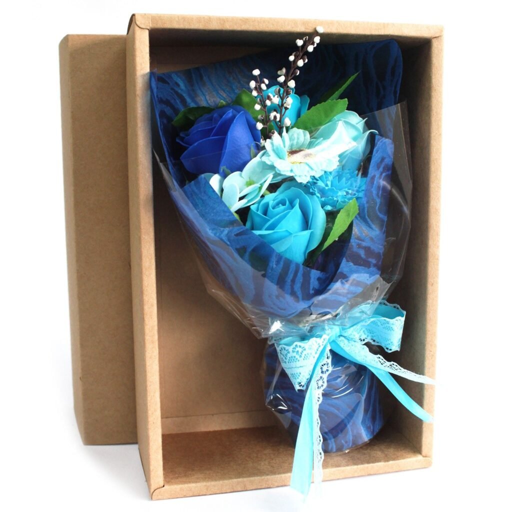 Cofre Kraft con Bouquet de Flores de Jabón "Océano Azul"